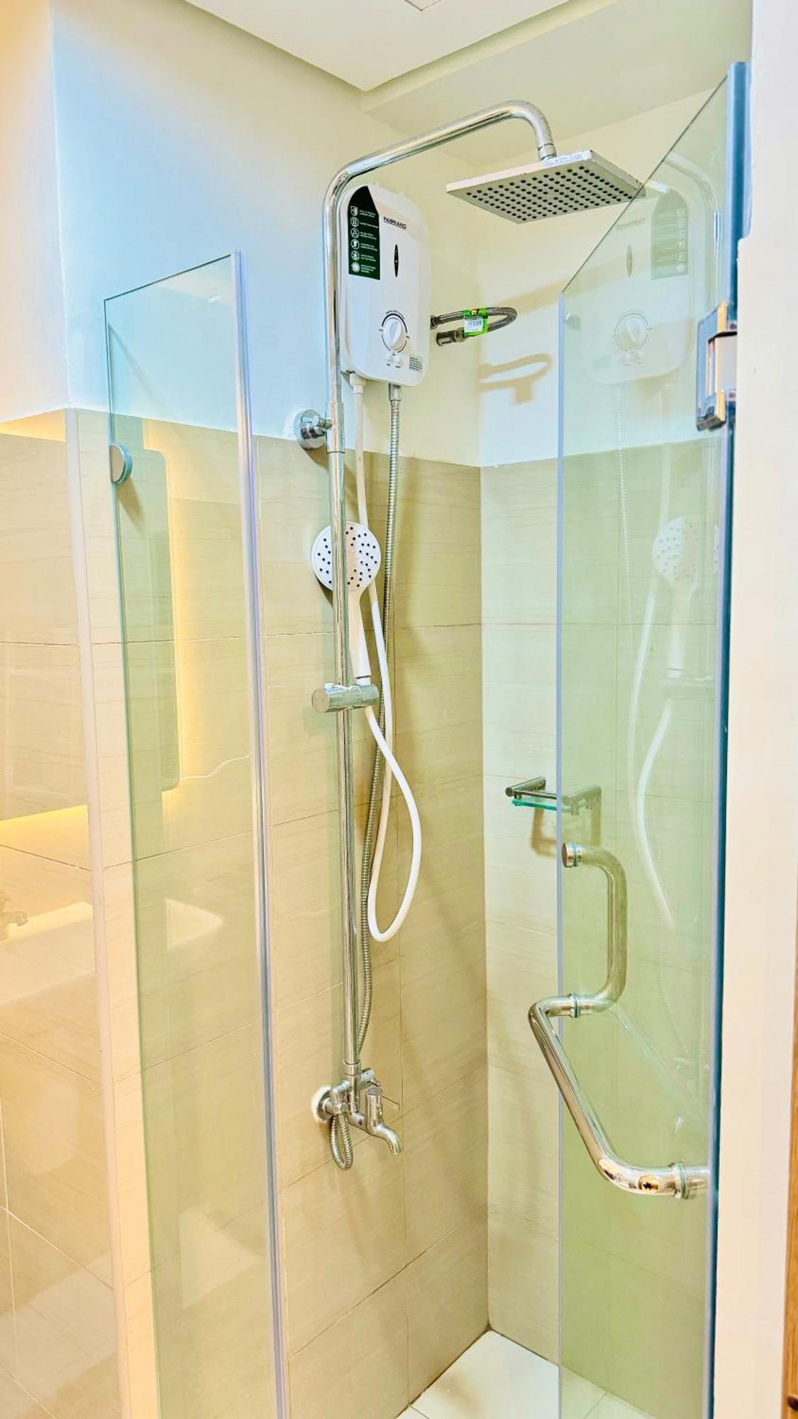 Moa Newly Turn Over 1 Bedroom With Balcony Prier Place